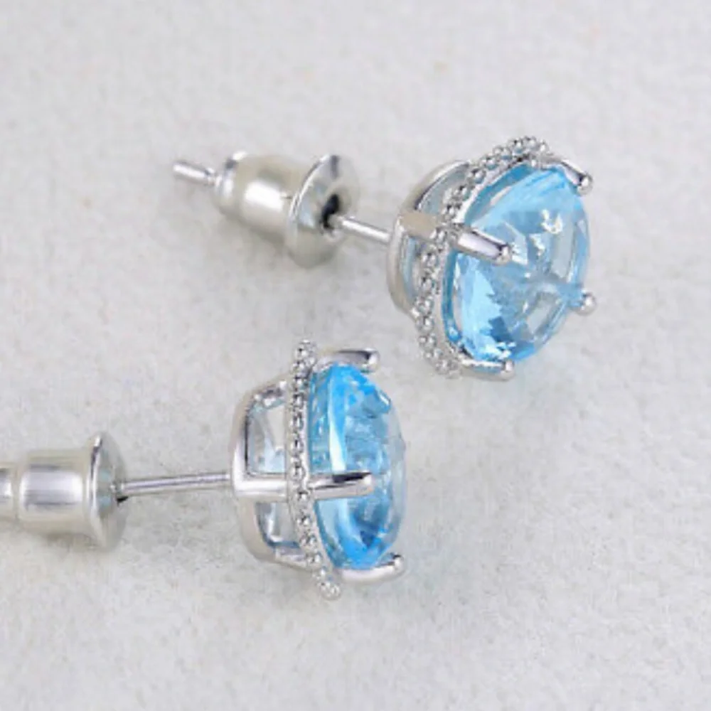 New Sterling silver diamond stud earrings - Picture 5 of 5